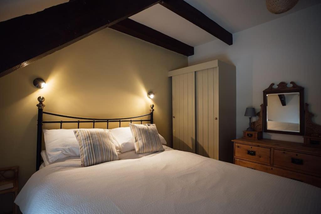 Barn Cottage - Family-Friendly Cottage With Heated Indoor Pool Haverfordwest Extérieur photo