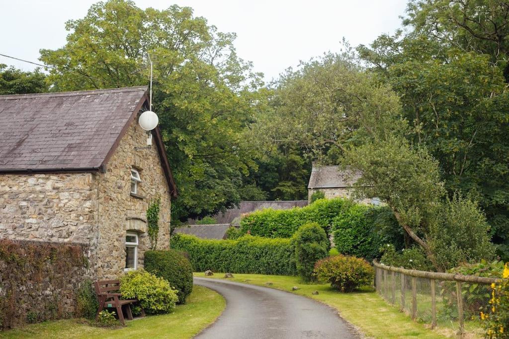 Barn Cottage - Family-Friendly Cottage With Heated Indoor Pool Haverfordwest Extérieur photo