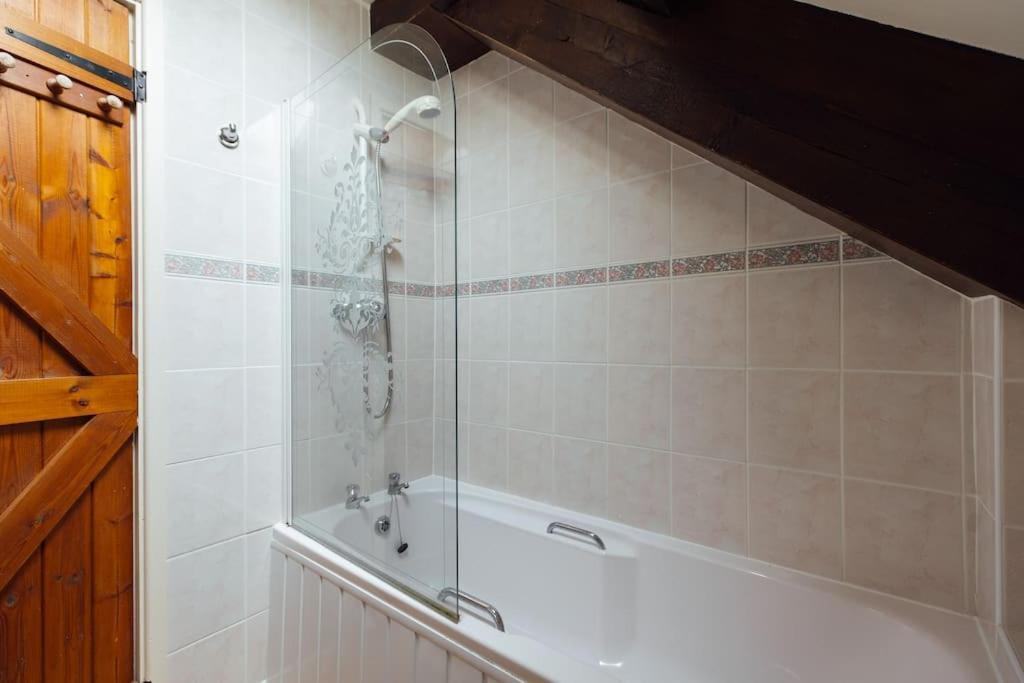 Barn Cottage - Family-Friendly Cottage With Heated Indoor Pool Haverfordwest Extérieur photo
